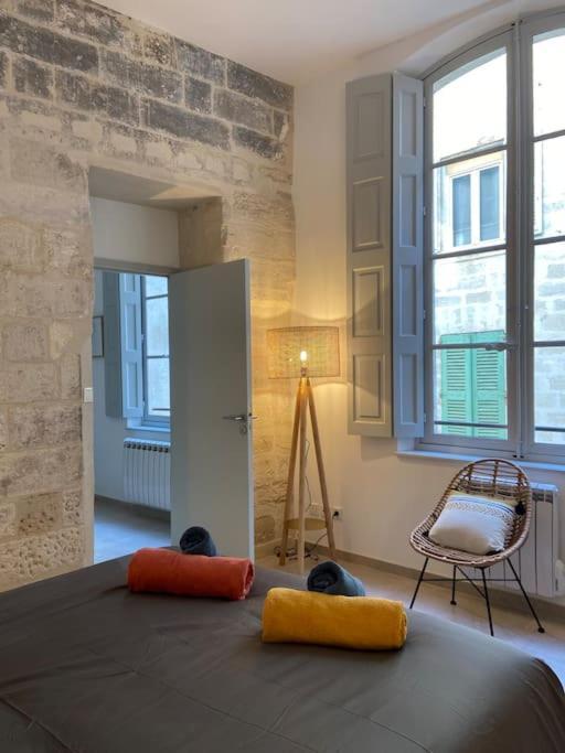 Appartement Avec Ventilateurs Proche Du Palais Des Papes 아비뇽 외부 사진